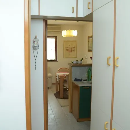 With A Parking Space - 13335 Apartman Split